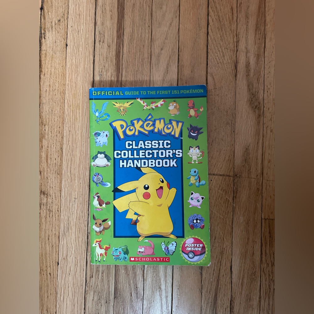 Scholastic Pokémon Collector's Guide with Green Cover